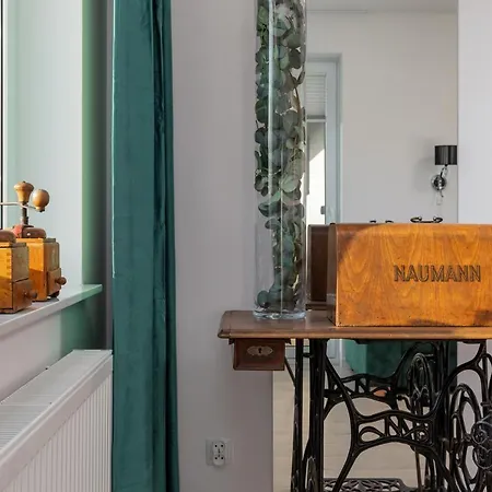 Retro Apartament Cztery Pory Roku By Renters Apartment *